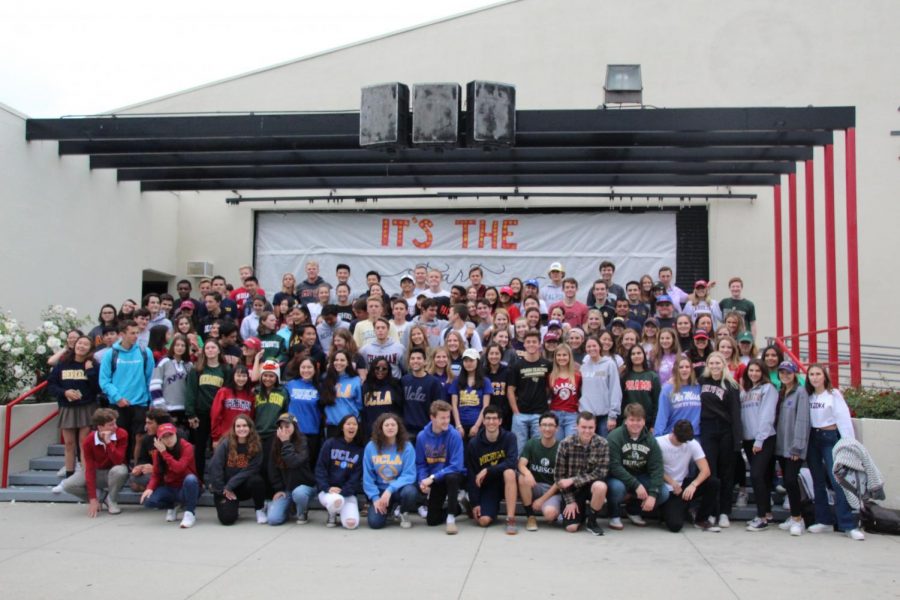 Seniors pose on stage at I Declare Day.