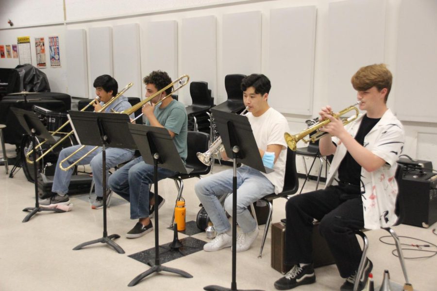 From left to right: Ryan Fuerte (10), Calvin Barnum (12), Will Sasaki (12), Austin Roach (10) (Photo by Amber Chen)